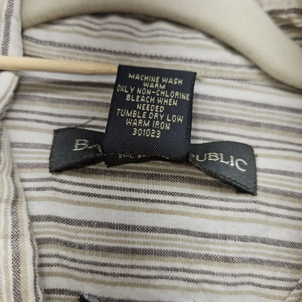 Banana Republic Mens Tan Muscle Button Up Shirt Medium Stripe Longsleeve Cotton